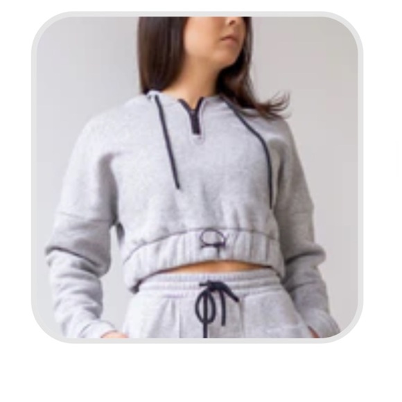 Cropped half zip hoodie - Picture 7 of 8